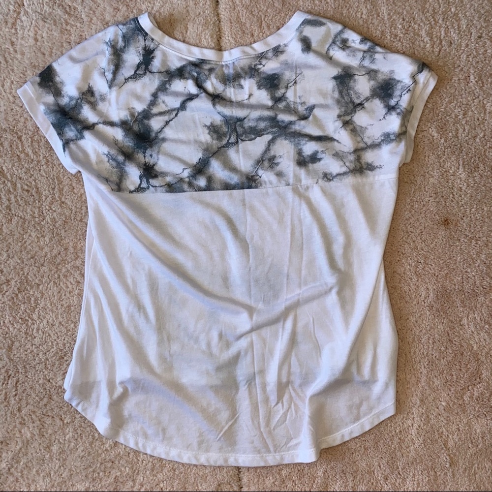 Graphic Short Sleeve Top - Picture 3 of 4